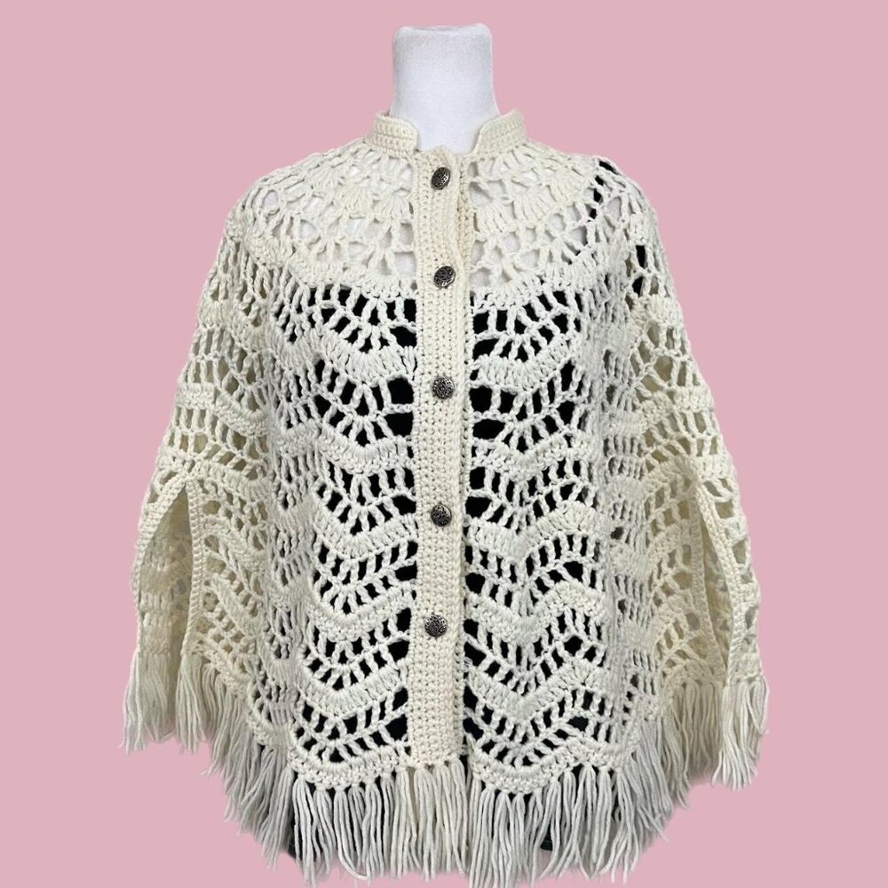 vintage cream boho downtown it girl crochet netted poncho